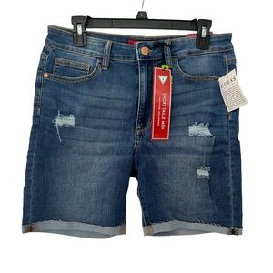 NWT Women’s (30) Guess jean shorts